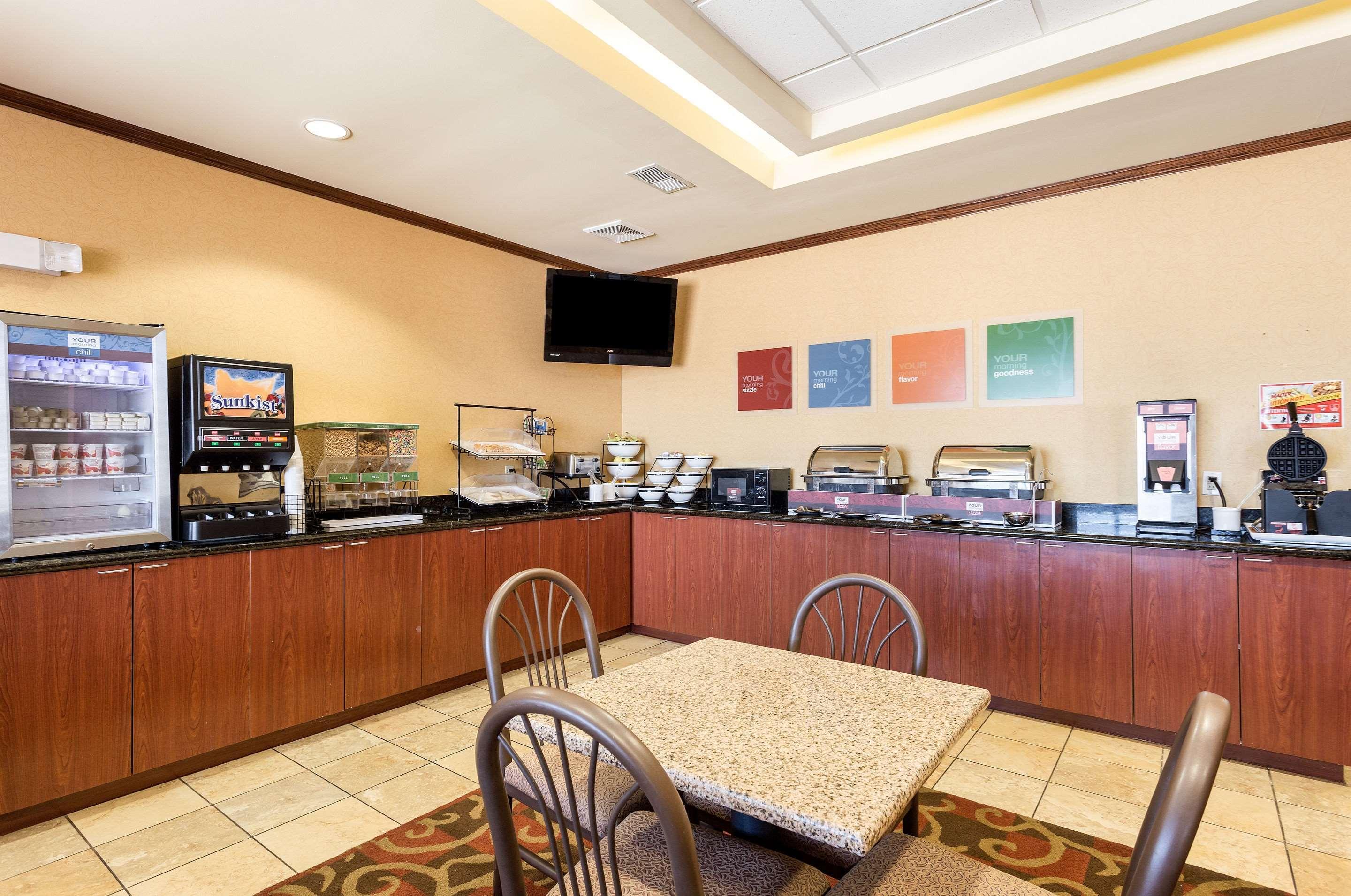 Comfort Inn & Suites Blytheville Dış mekan fotoğraf