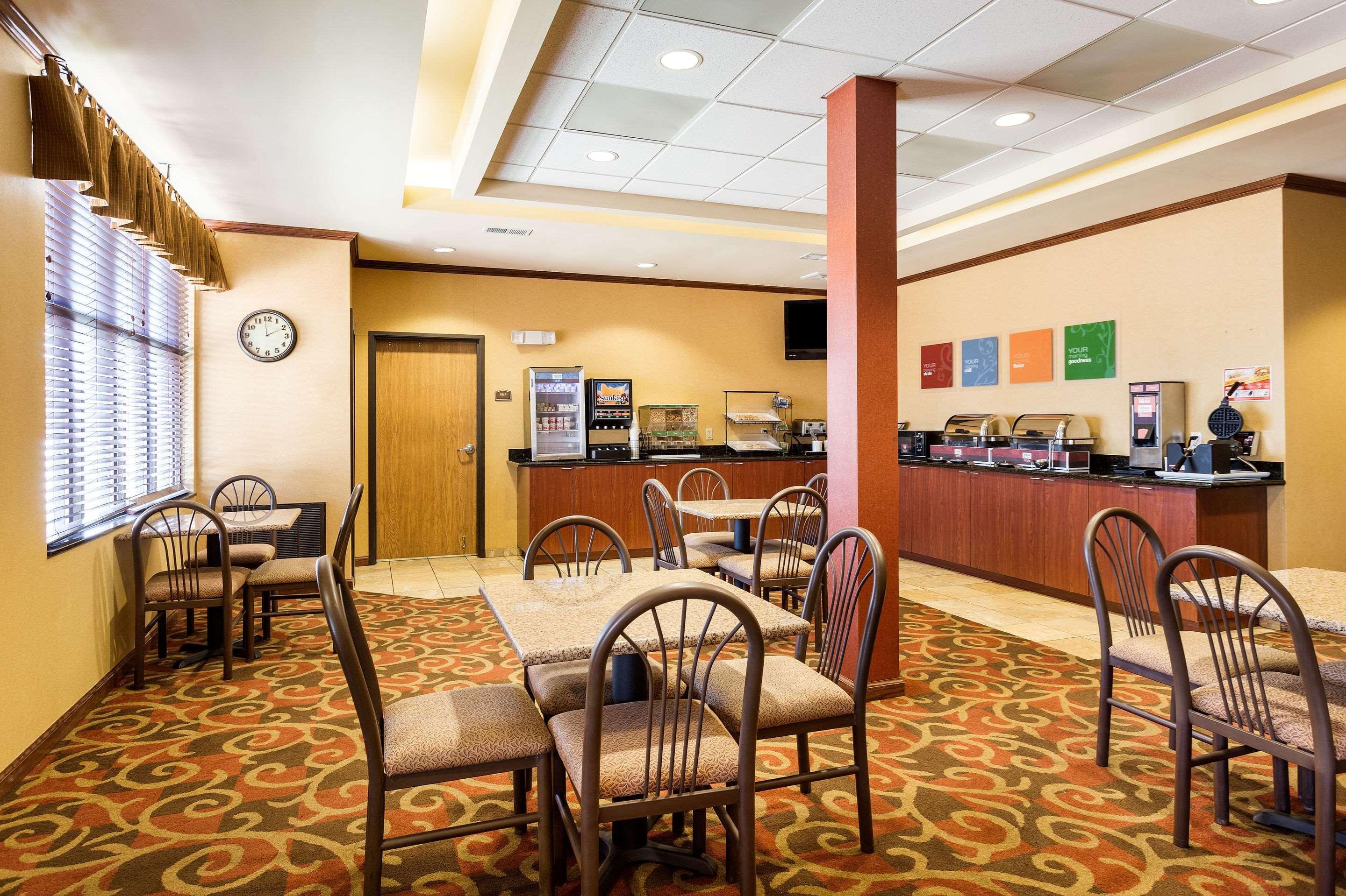 Comfort Inn & Suites Blytheville Dış mekan fotoğraf