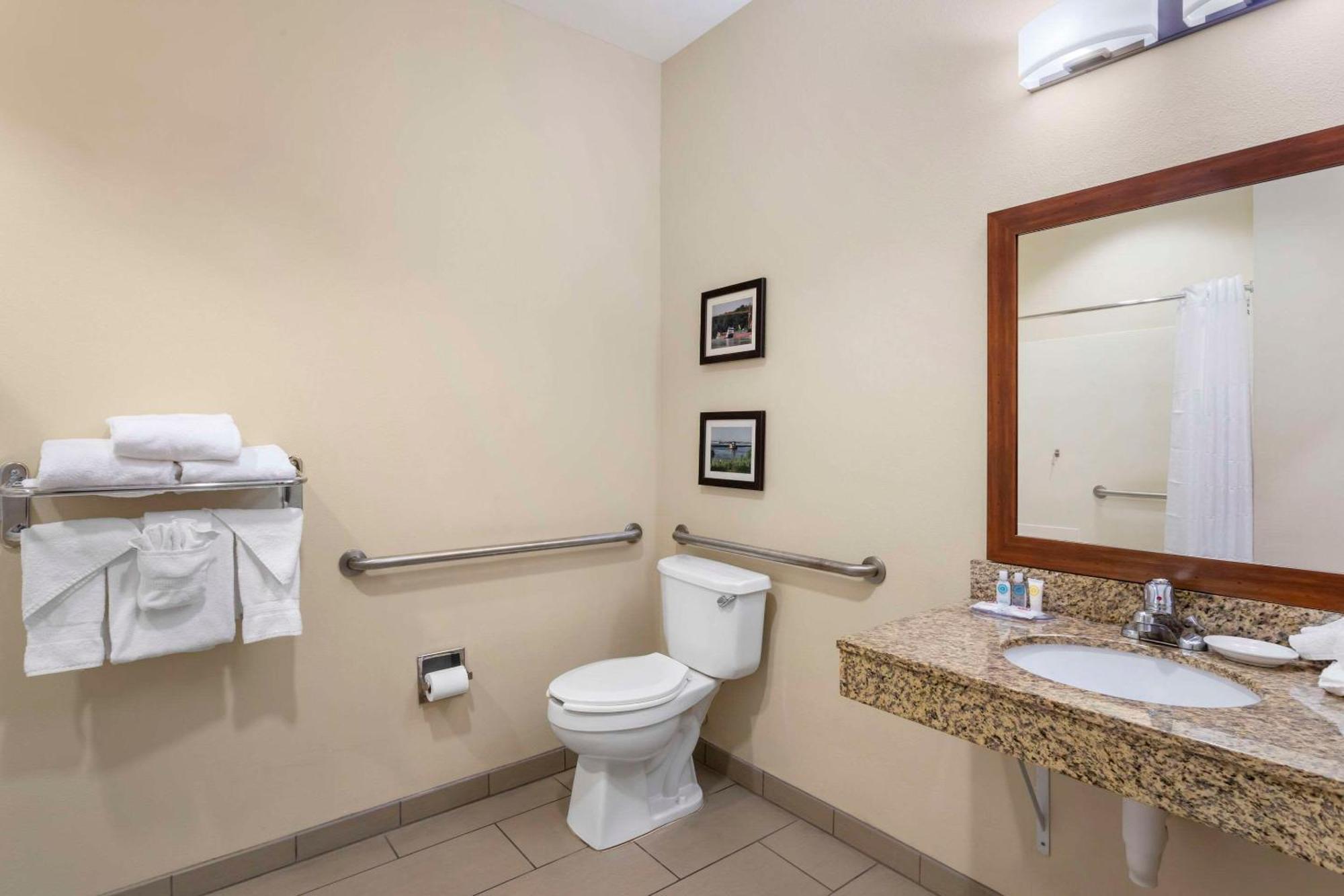 Comfort Inn & Suites Blytheville Dış mekan fotoğraf