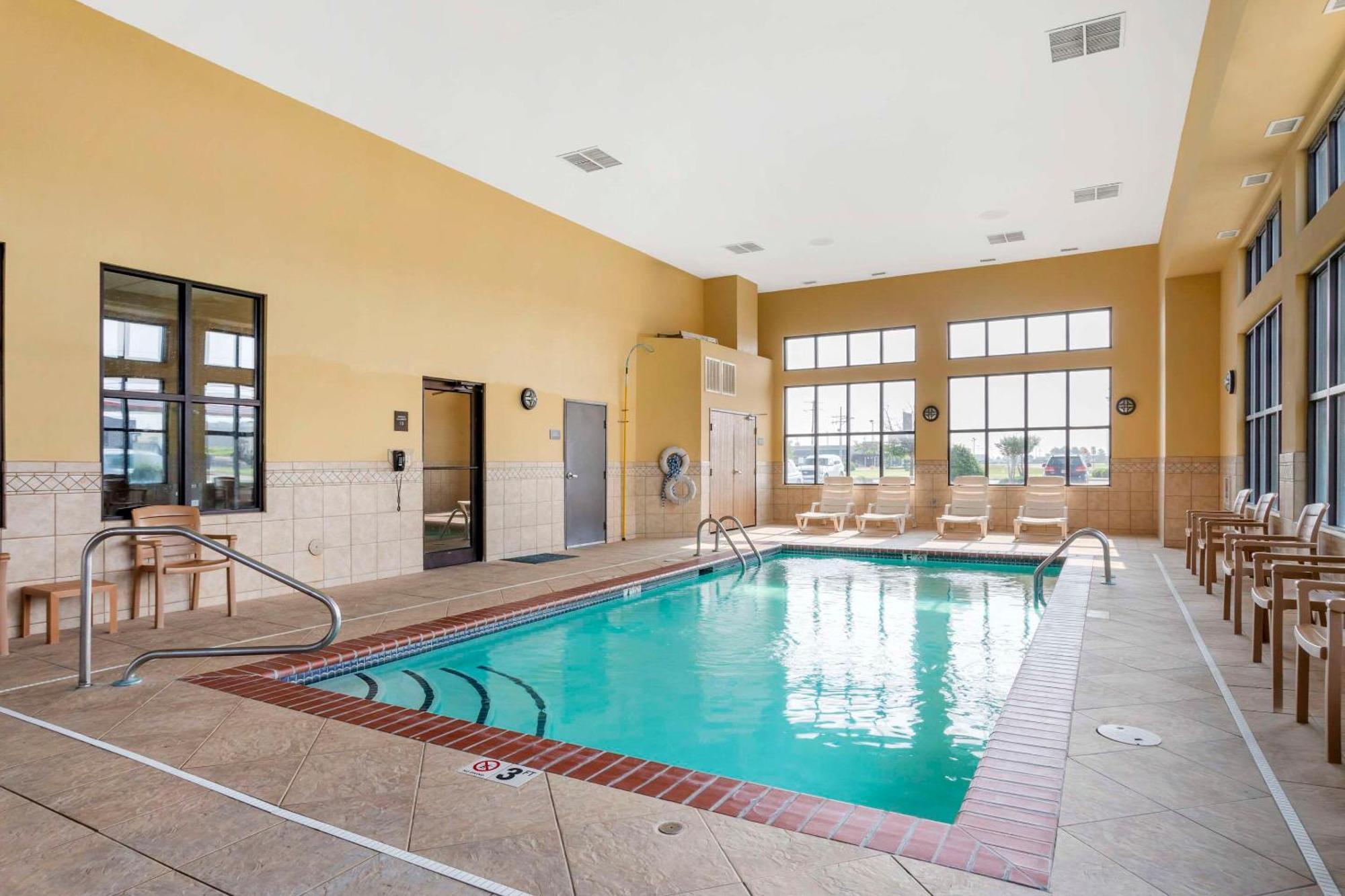Comfort Inn & Suites Blytheville Dış mekan fotoğraf
