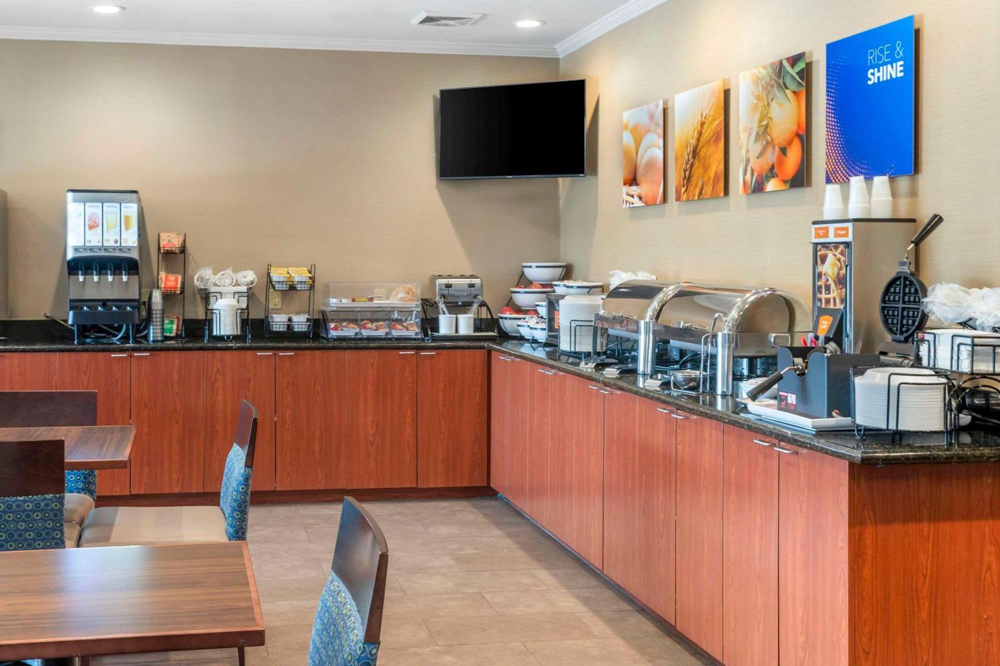 Comfort Inn & Suites Blytheville Dış mekan fotoğraf